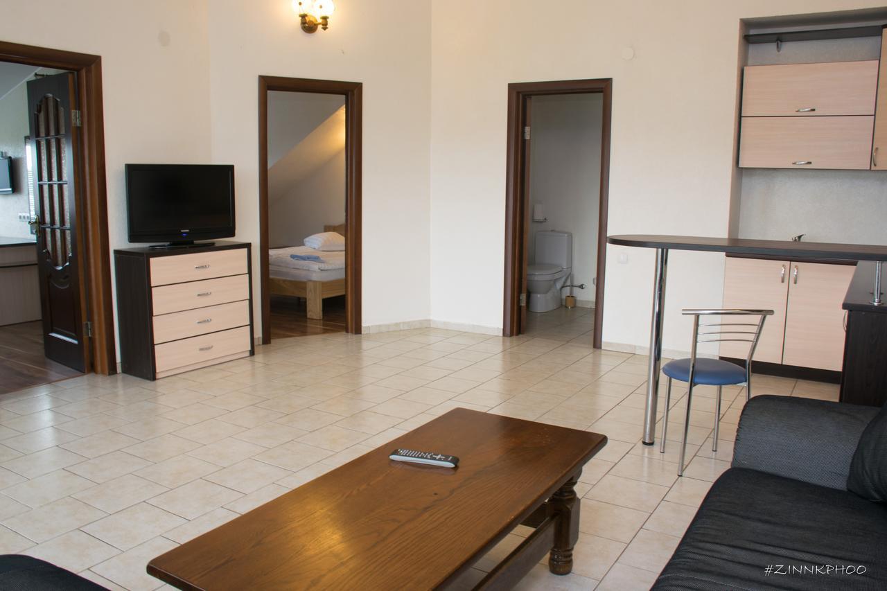 Kedem Hotel Lipiny Екстериор снимка
