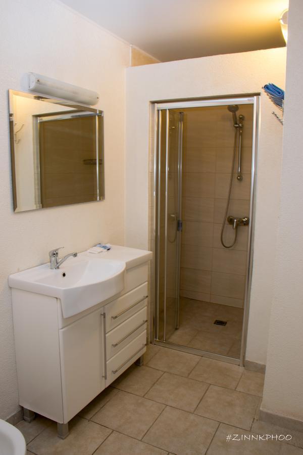 Kedem Hotel Lipiny Екстериор снимка